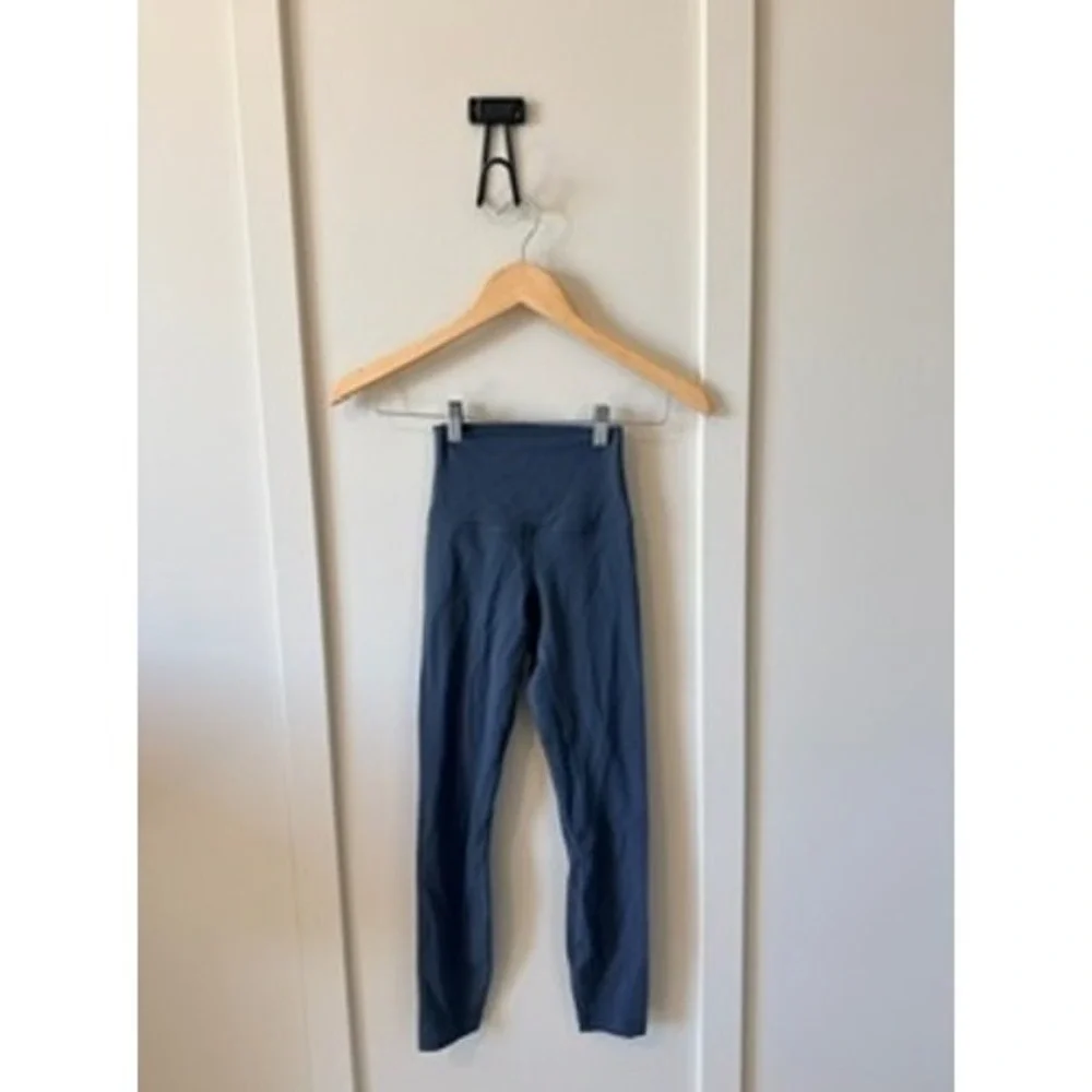 Lululemon‎ Align High-Rise Pant Size 0 Blue Grey Align Leggings 25 Inch Womens